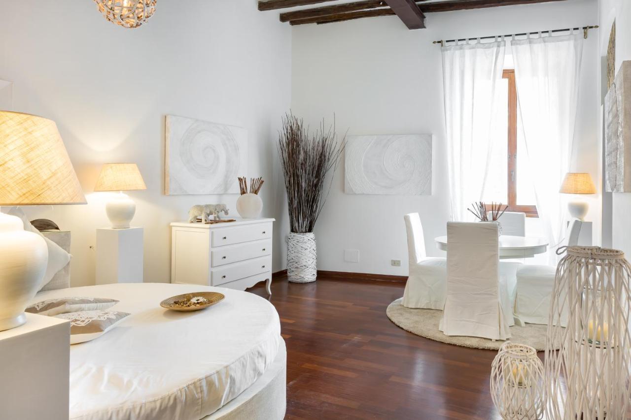 רומא Ghetto Campo Dei Fiori Luxury White Rooms מראה חיצוני תמונה